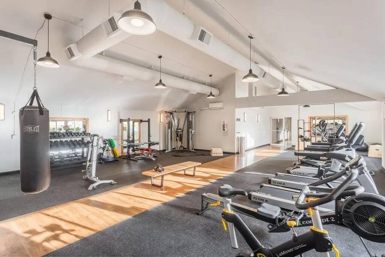 Modern And Spacious Apartment- Gym, Wifi, Free Parking Seattle Ngoại thất bức ảnh
