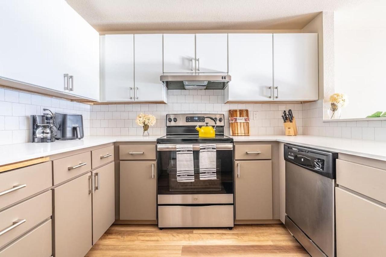 Modern And Spacious Apartment- Gym, Wifi, Free Parking Seattle Ngoại thất bức ảnh